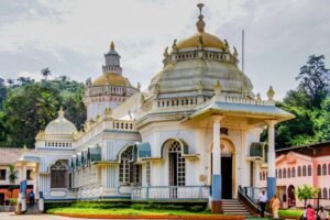 Mangueshi Temple (1)